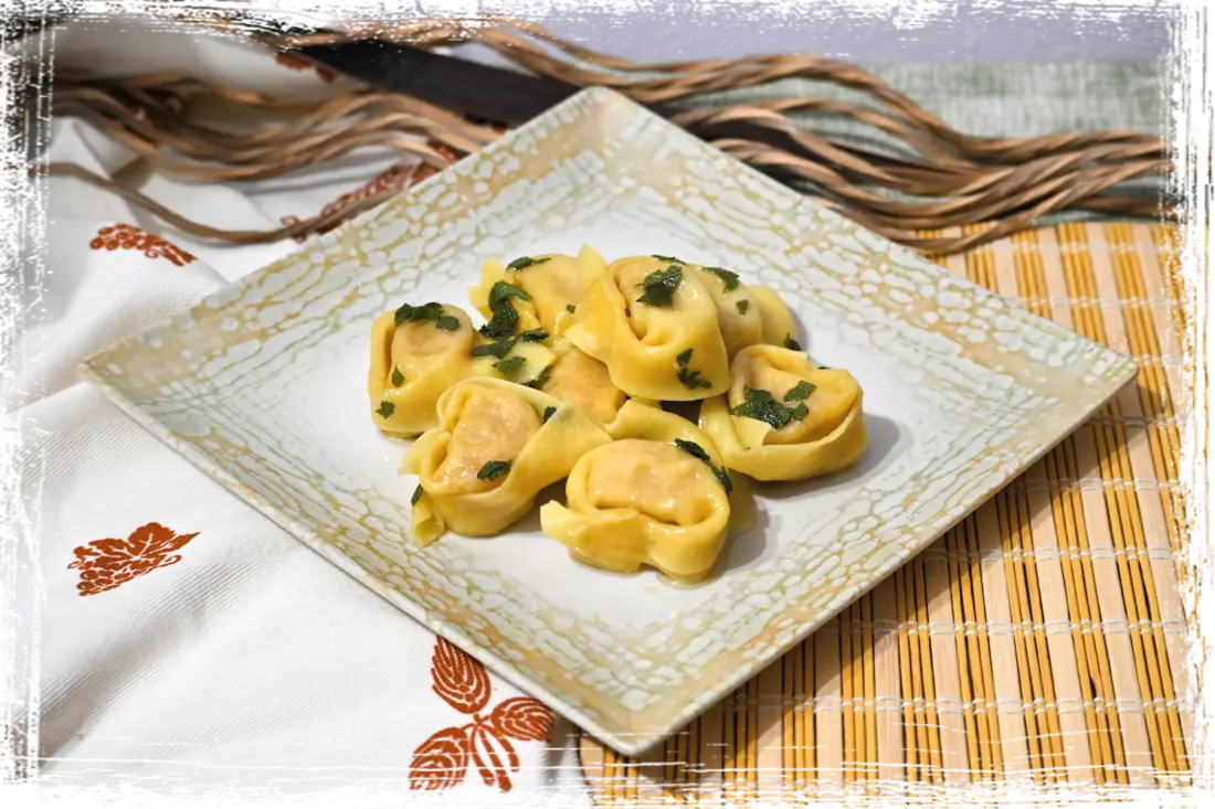 Tortelli (o Cappellacci) di zucca burro e salvia