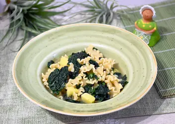 Mafalda corta con patate e cavolo nero